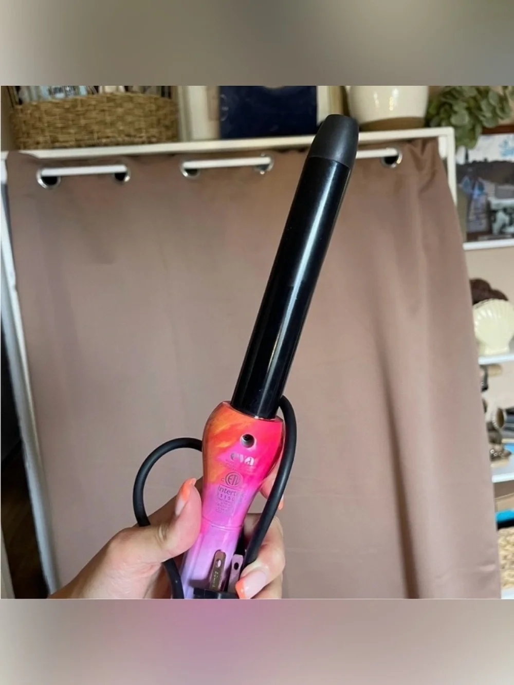 Eva hair NYC curling iron like new condition